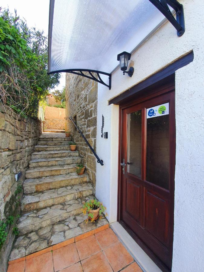 הוילה Zamask Casa Leonarda, Old Authentic Istrian Stone House Near Motovun, Central Istria מראה חיצוני תמונה