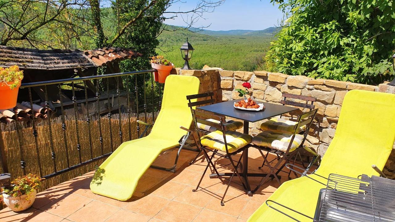 הוילה Zamask Casa Leonarda, Old Authentic Istrian Stone House Near Motovun, Central Istria מראה חיצוני תמונה