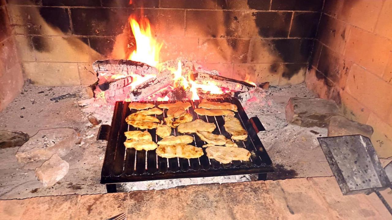 הוילה Zamask Casa Leonarda, Old Authentic Istrian Stone House Near Motovun, Central Istria מראה חיצוני תמונה