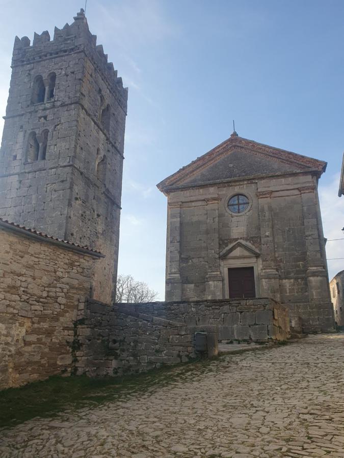 הוילה Zamask Casa Leonarda, Old Authentic Istrian Stone House Near Motovun, Central Istria מראה חיצוני תמונה